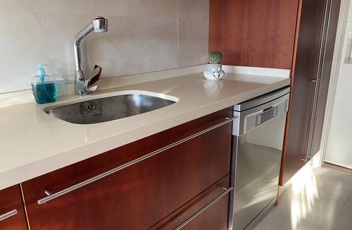 Cerrillo de Maracena Apartment | Ideal apartment for families right next to subway and bus.