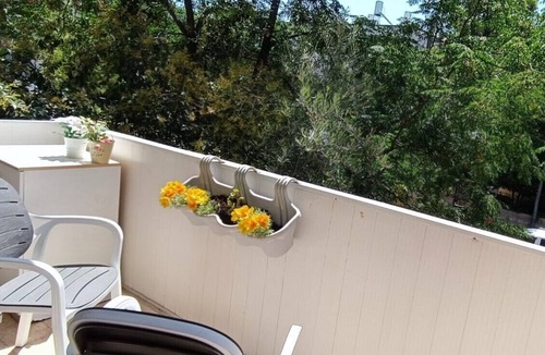 Emek Refaim Apartment | Ideal Apartment in Moshava Germanit's heart