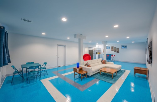 Whittier House | Ideal for Large Groups: 6bd/7ba, Sleeps 18