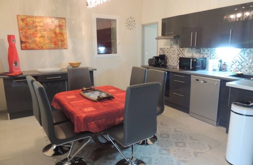 Seguret Villa | Ideal for recharging your batteries or getting together with family and friends. A joy.
