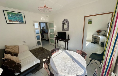Saint-Mande Apartment | Ideal for visiting Paris, right next to the Bois, pets welcome!