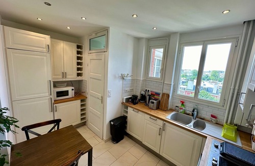 Saint-Mande Apartment | Ideal for visiting Paris, right next to the Bois, pets welcome!