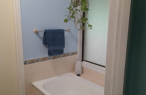 Mount Jukes House | Ideal for work crews and long stays