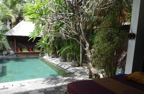 Petitenget Villa | Ideal location Seminiak 200 sea Beautiful villa with pool for 6