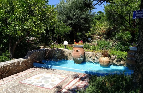 Ammoudara Villa | Ideal Place for Family Near the Beach With Garden