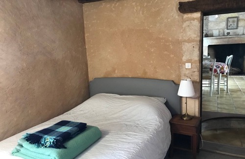Saint-Cyprien House | Ideal romantic stay, in the countryside 5 minutes from the center