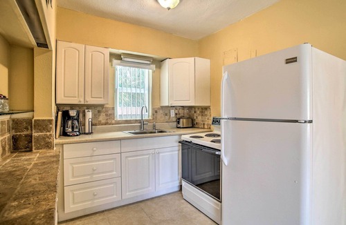 Pompano Beach Cottage | Ideally Located Abode w/Gazebo in Pompano Beach!