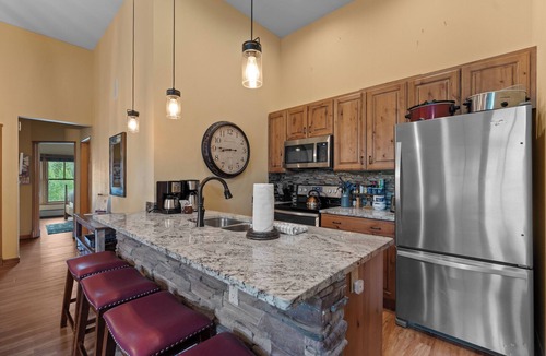 River Run Condo | Ideally Located Condo in River Run Village w/Gondola Views & Close to Shops!