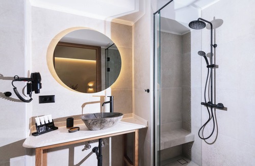 Zaros Hotel | Idi Hotel