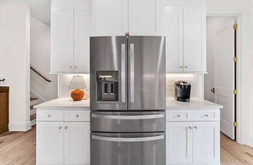 Ashley Oaks Villa | Idlewood Suites ~ 3-Story West Knoxville Suite #2