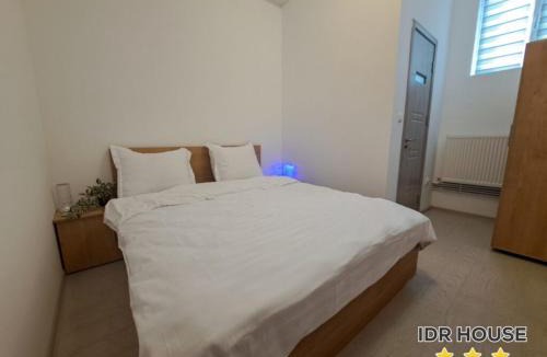 Buzau Hotel | IDR HOUSE