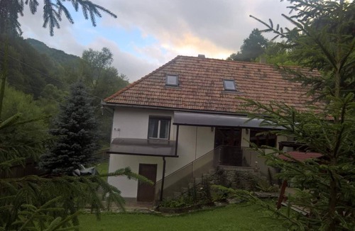 Intregalde House | Idylic location in the heart of Transylvania