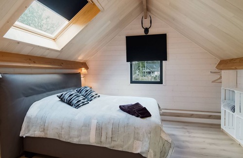 Ny Ski Chalet | Idyllic Chalet in Biron with 2 Jacuzzis and Sauna