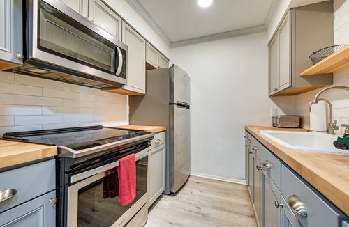 Oldsmar House | Idyllic Oldsmar Vacation Rental: 1 Mi to Beach!