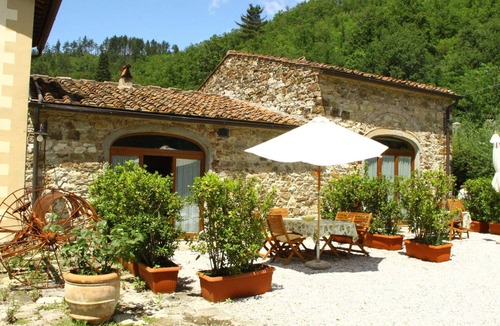 Sesto Fiorentino House | Idyllic Tuscan Hideaway with Pool and spa