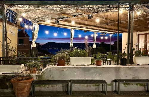 Podenzana House | Idyllically situated holiday home with roof terrace
