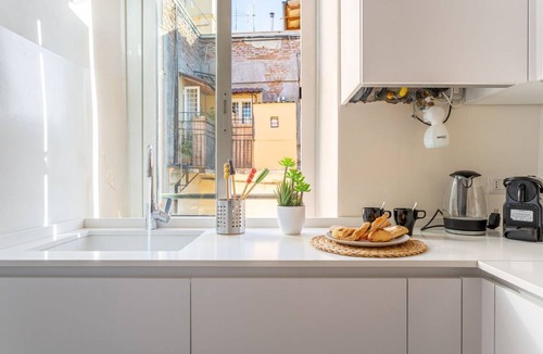 Esquilino Apartment | iFlat | Charming Vintage Apartment in Esquilino