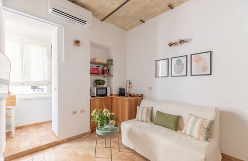 Rione XIV Borgo Apartment | iFlat | Quiet apt a few steps from the Vatican