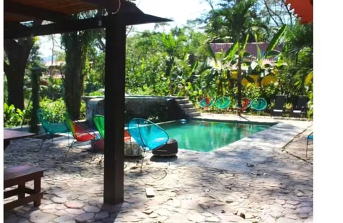 Cabuya Cabin | Iguana - Poolside Cabin