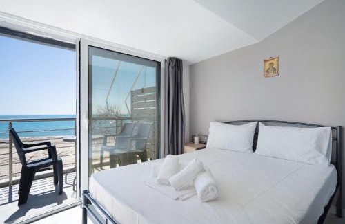 Pidima Kyras Apartment | Iguana studio 17