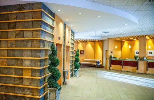 Red Deer Hotel | iHOTEL & Conference Centre Red Deer