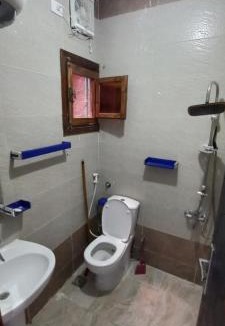 Corniche Road-Dahar House | Ikea flat 10