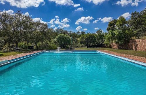 Buffelspoort Apartment | Iketla-Riverfront Chalet in Magaliesberg Biosphere
