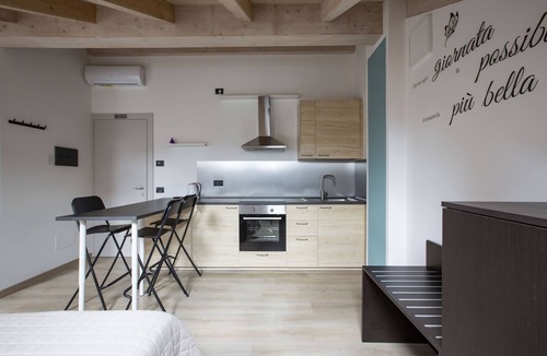 Albese con Cassano Bed & Breakfast | Il B&B di Piazza Motta