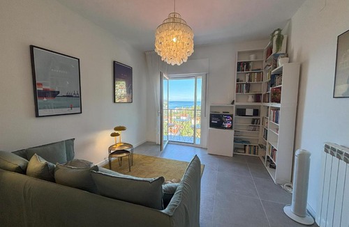 Roiano-Gretta-Barcola-Cologna-Scorcola Apartment | Il Balcone su Barcola - Trieste Reception