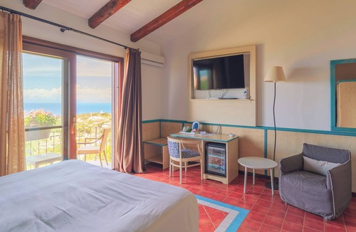 Castelsardo Hotel | Il Borgo BagaBaga - Exclusive Country Retreat