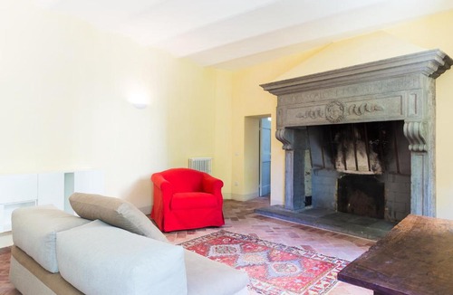 Sansepolcro Apartment | il camino