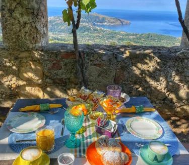 Centola Bed & Breakfast | Il Castello di San Sergio