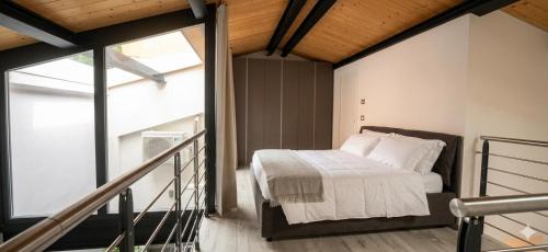 Bolognina Apartment | Il Cavedio Bright Design Loft Near Station & Fair