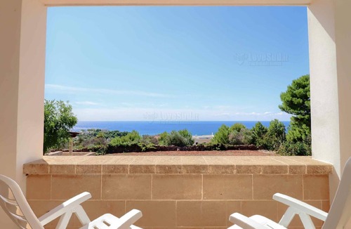 Marina San Gregorio House | Il Corbezzolo San Gregorio by LoveSud