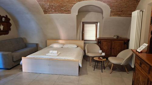Boves Apartment | Il cortile