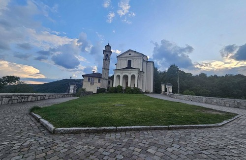 Boleto Apartment | IL DRAGO DEL LAGO - A dream vacation home on Lake Orta