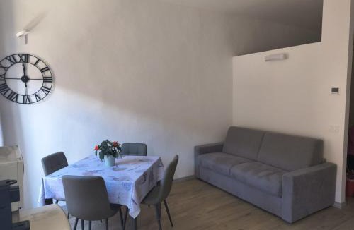 Arona Apartment | Il Flat Arona Centro, Le Dimore del Corso