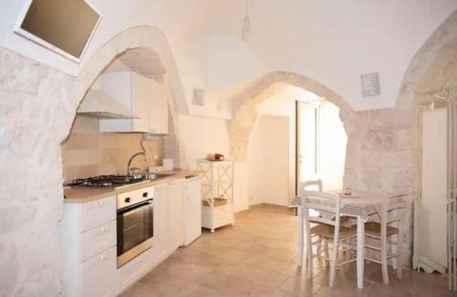 Old Town Cisternino House | Il Giardino del Borgo