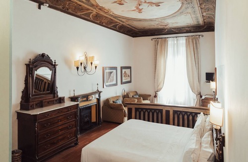 San Lorenzo Hotel | Il Guelfo Bianco