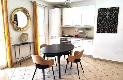 Prato Apartment | Il Melograno Apartment (Centro Storico Prato)