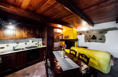 Castiglione d'Orcia Apartment | Il Noce Apartment – Agriturismo Il Noce in Val d'Orcia