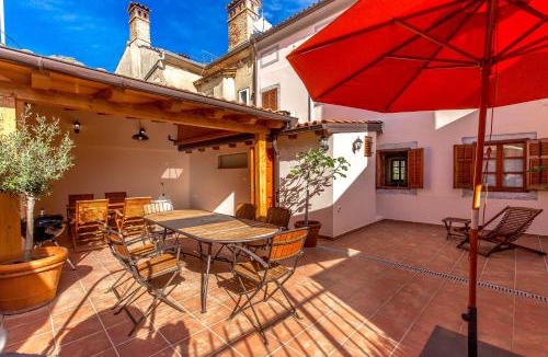 Volosko House | Il Palazzo