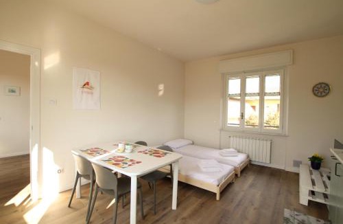 Buguggiate Apartment | Il Pettirosso by Kibilù Affitti Brevi