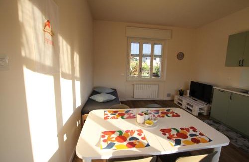 Buguggiate Apartment | Il Pettirosso by Kibilù Affitti Brevi