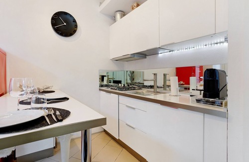 Marina di Carrara Apartment | Il piccolo sole Marina di Carrara – Cozy Apartment with Terrace near the Beach