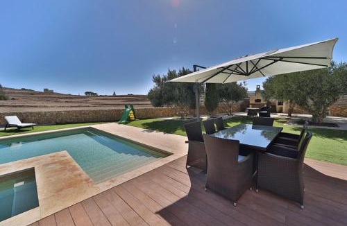 Ta' Għammar Villa | Il-Pipa