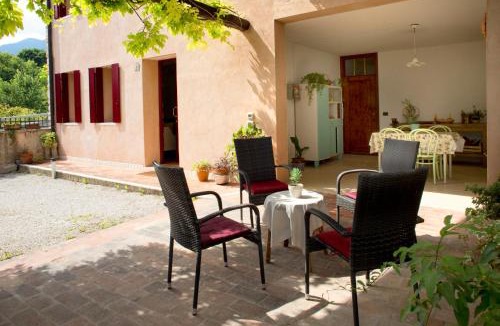 Crespano del Grappa Apartment | IL PORTICO VERDE