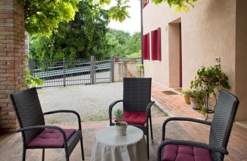 Crespano del Grappa Apartment | IL PORTICO VERDE