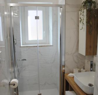 Quartiere XXXI Giuliano Dalmata Apartment | Il portoncino verde