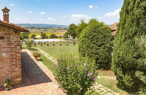 Badicorte Apartment | "Il Querciolo" Apartment "Pozzale" for 2+2 people in a farmhouse in Valdichiana, in the heart of Tuscany